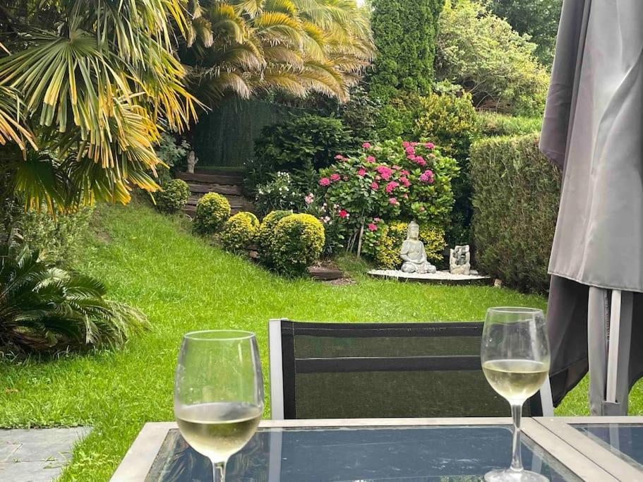 Casa Romantica En Hendaya Villa Bagian luar foto