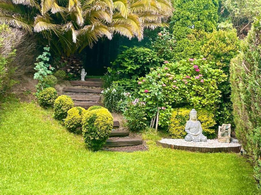 Casa Romantica En Hendaya Villa Bagian luar foto